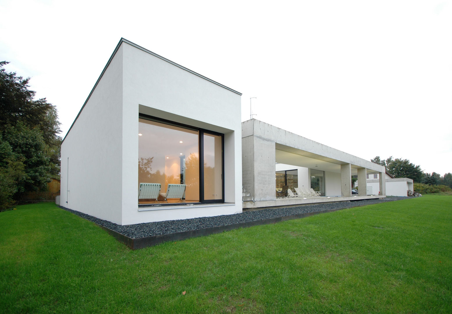 Wohnhaus in Selb, Osterwold°Schmidt EXP!ANDER Architekten Osterwold°Schmidt EXP!ANDER Architekten Casas minimalistas