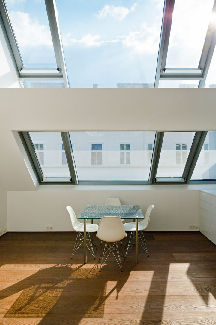 Penthouse K, t-hoch-n Architektur t-hoch-n Architektur Study/office
