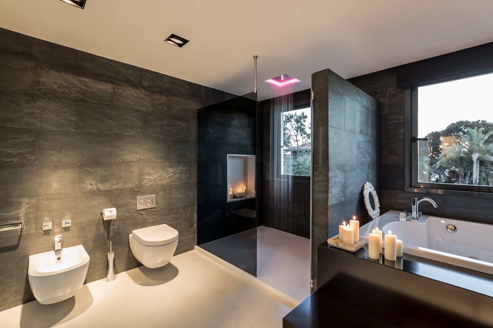 Baño spa relajante Laura Yerpes Estudio de Interiorismo Baños de estilo moderno