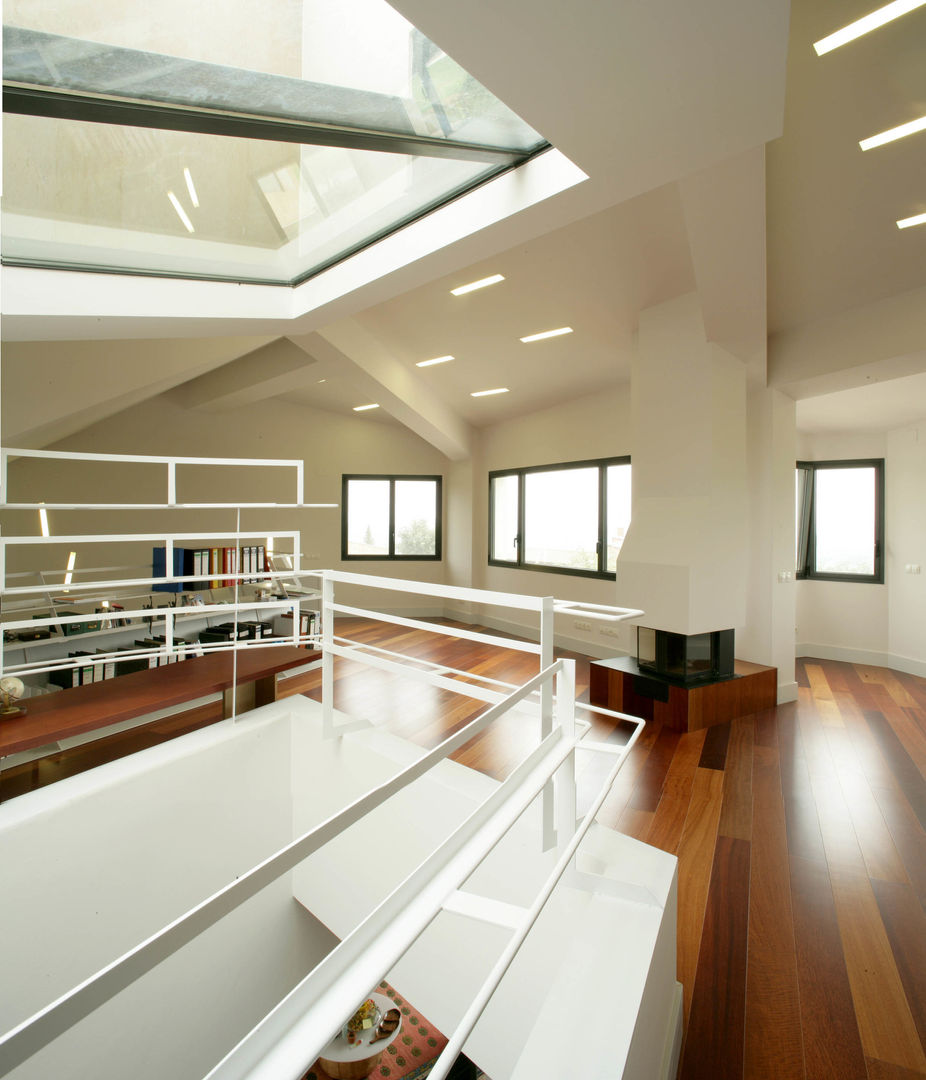 Casa promenade – vivienda unifamiliar en Caselles , Miàs Architects Miàs Architects Modern style study/office