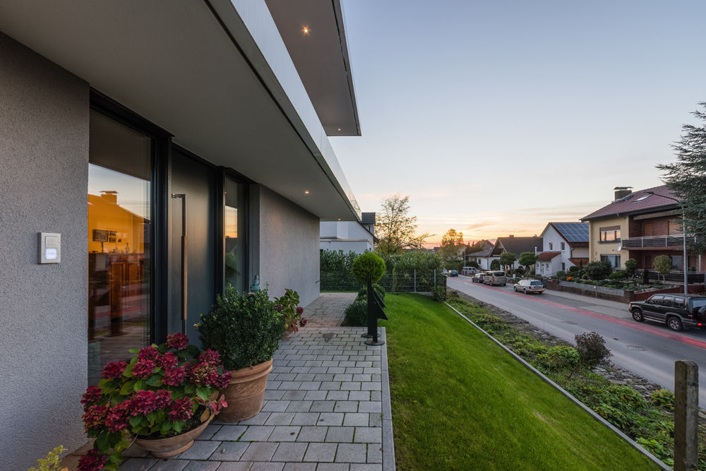 opEnd house - Single Family House in Lorsch, Germany, Helwig Haus und Raum Planungs GmbH Helwig Haus und Raum Planungs GmbH Casas modernas: Ideas, imágenes y decoración