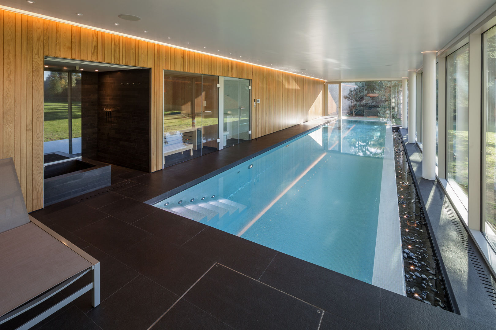 Meander House, Adrian James Architects Adrian James Architects Modern pool