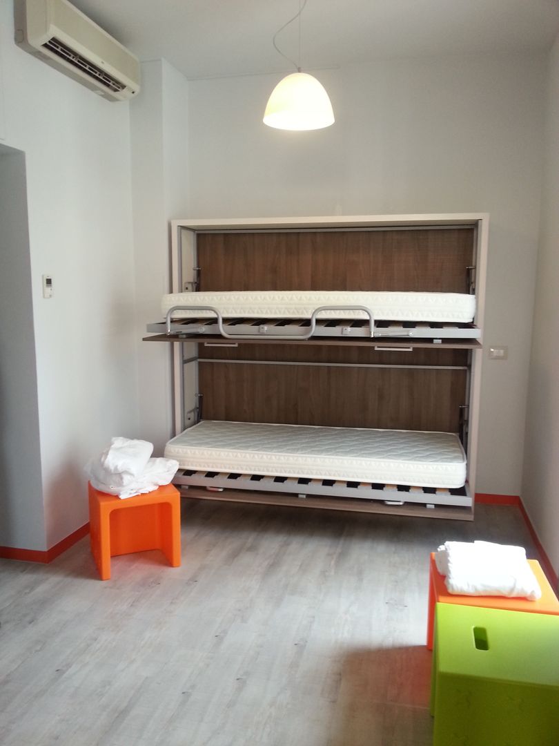 Hotel Nologo : Musica per ogni orecchio!, PROJECT AB PROJECT AB Kamar Tidur Minimalis Beds & headboards