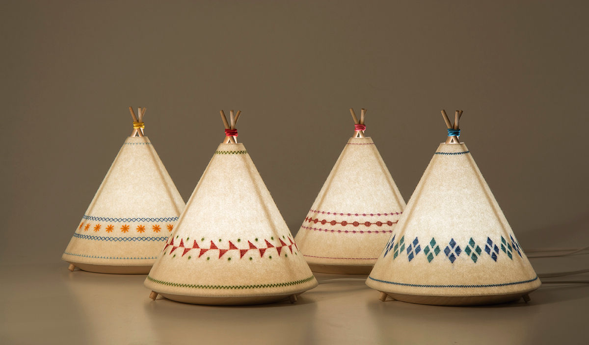 TIPI Lamp / BUOKIDS, Javier Herrero* Studio Javier Herrero* Studio Moderne kinderkamers Verlichting