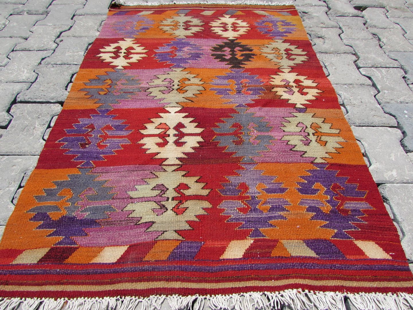 Kilimlerimiz, zafercarpet zafercarpet Floors Carpets & rugs