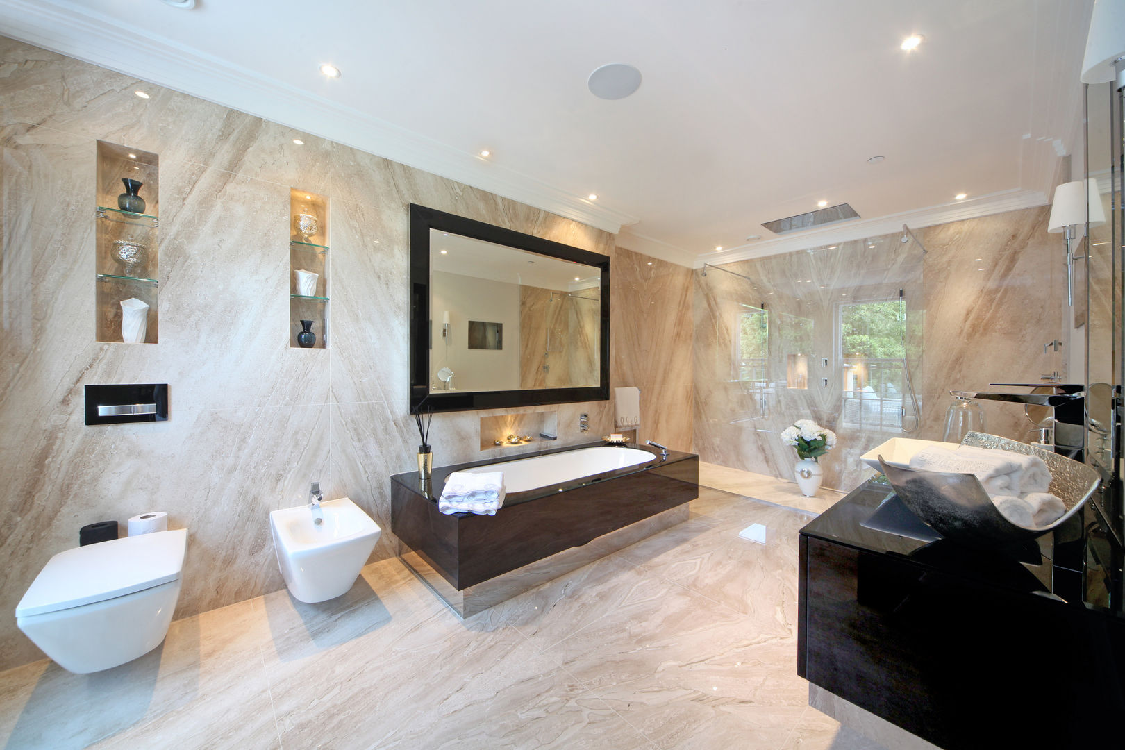 Project 6 Weybridge, Flairlight Designs Ltd Flairlight Designs Ltd Ванная комната в стиле модерн Освещение