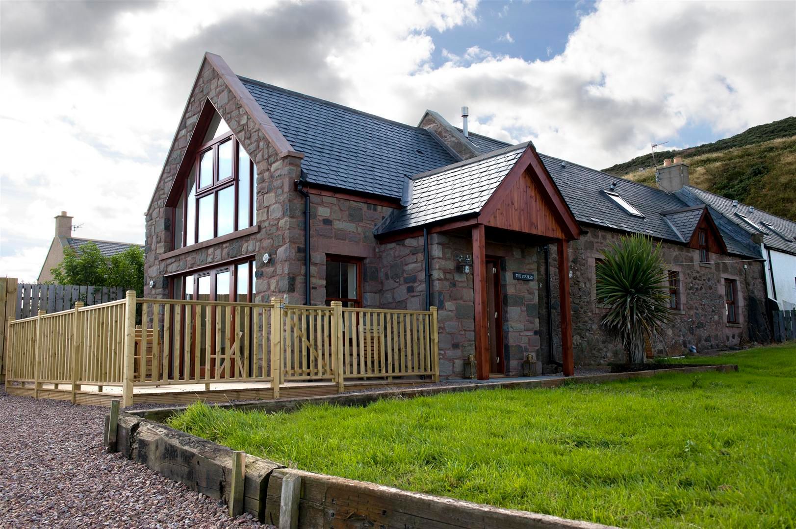 The Stables, Gourdon, Aberdeenshire, Roundhouse Architecture Ltd Roundhouse Architecture Ltd Nhà phong cách đồng quê