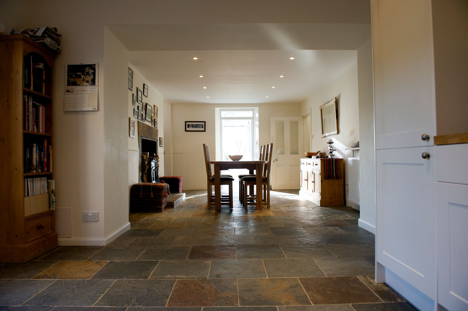 Craigentath, Blairs, Aberdeenshire, Roundhouse Architecture Ltd Roundhouse Architecture Ltd Country style dining room Dressers & sideboards