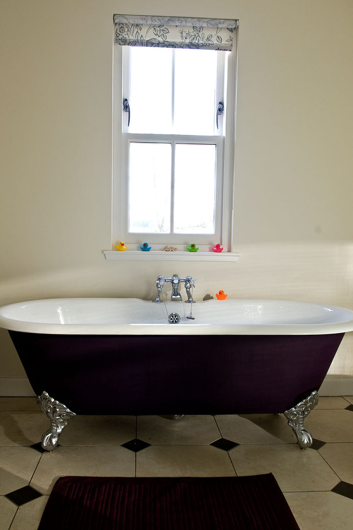 Craigentath, Blairs, Aberdeenshire, Roundhouse Architecture Ltd Roundhouse Architecture Ltd Classic style bathroom Bathtubs & showers