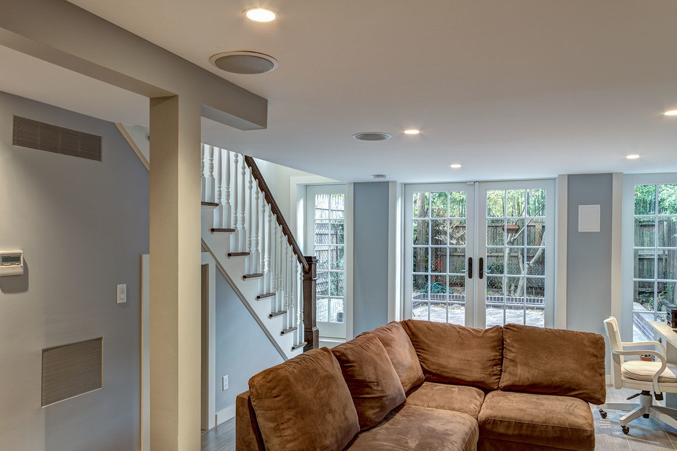 Brooklyn Townhouse, Ben Herzog Architect Ben Herzog Architect Living room