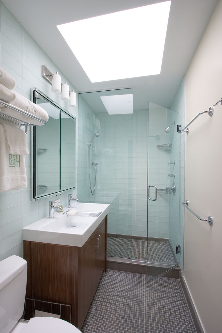 Greenwood Heights Townhouse, Ben Herzog Architect Ben Herzog Architect Bathroom