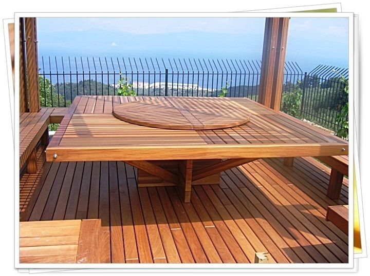 homify Rustic style balcony, veranda & terrace