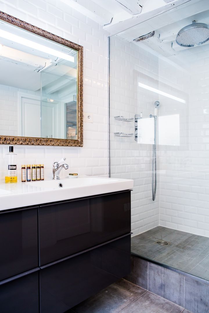 Appartement Montorgueil Paris, Hélène de Tassigny Hélène de Tassigny Modern Bathroom