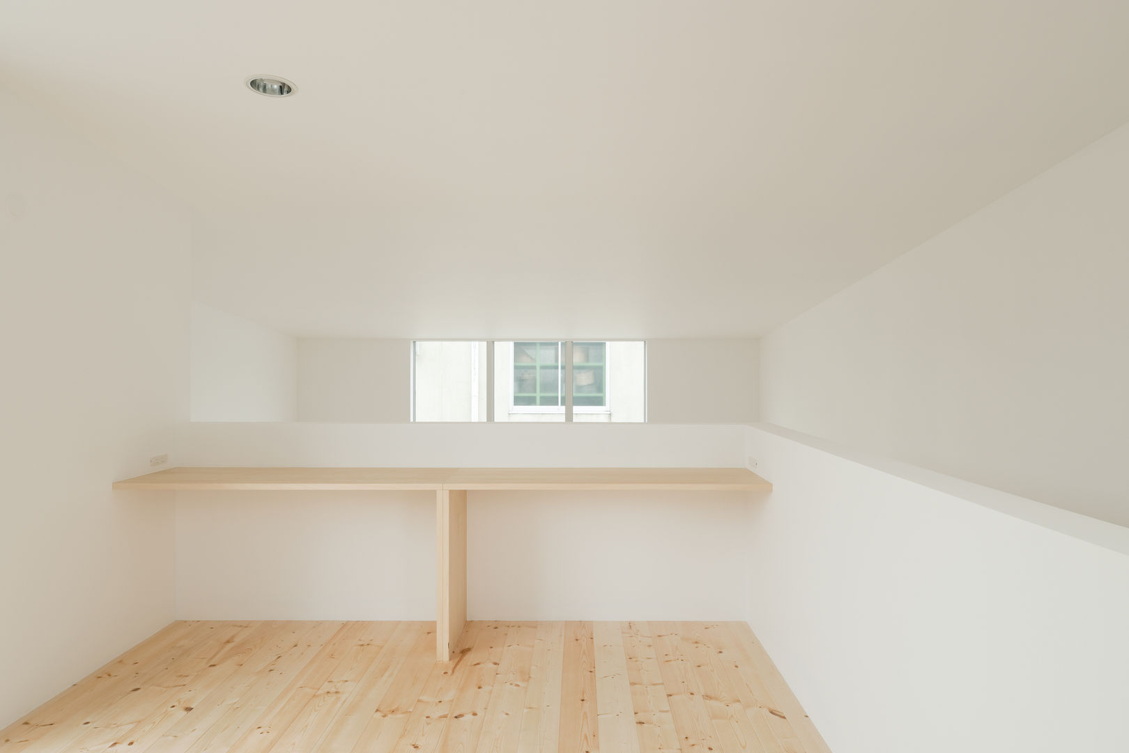 House F, 井戸健治建築研究所 / Ido, Kenji Architectural Studio 井戸健治建築研究所 / Ido, Kenji Architectural Studio غرفة الميديا