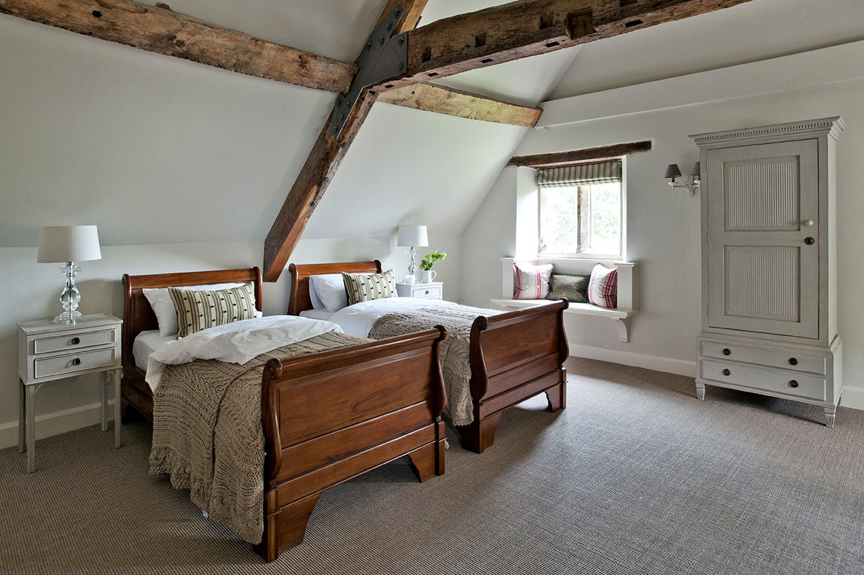 ​Ansty Manor, Bedroom BLA Architects Wiejska sypialnia