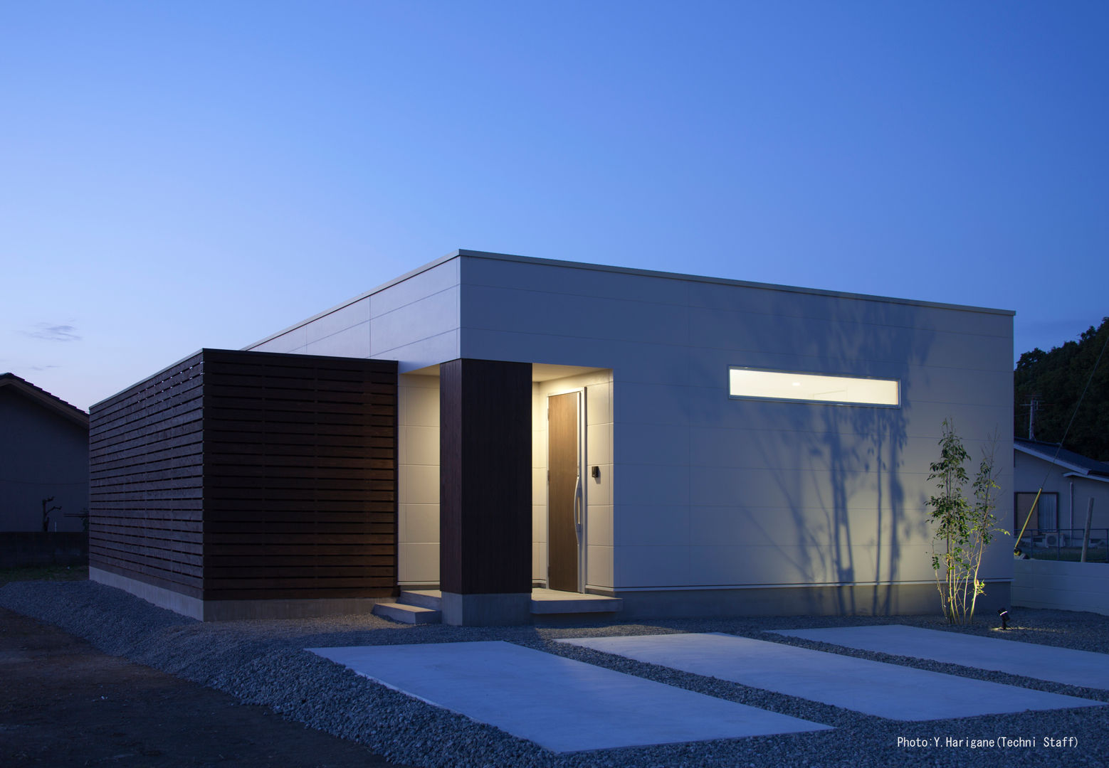 PLATE HOUSE, 松岡健治一級建築士事務所 松岡健治一級建築士事務所 Casas minimalistas