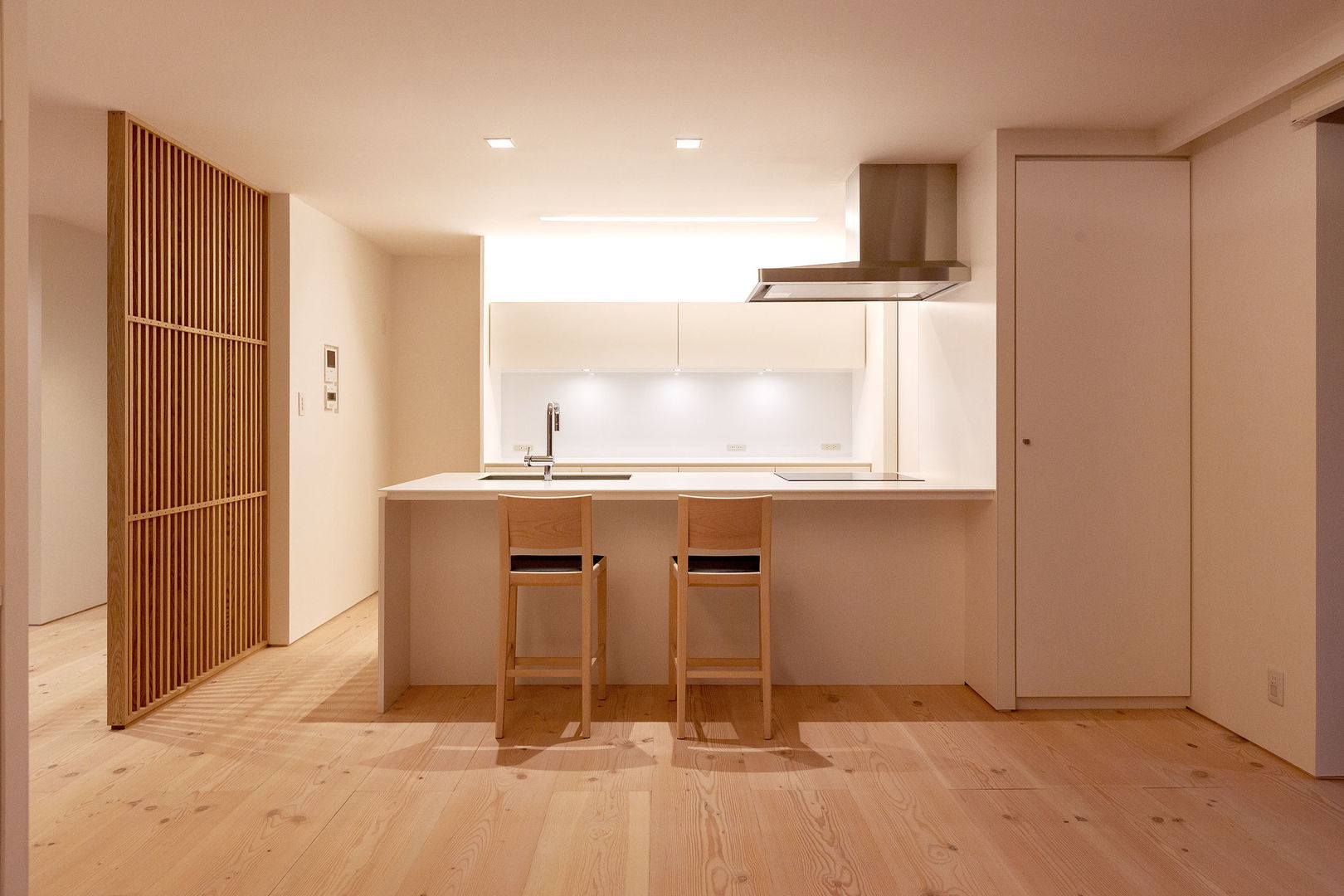 飯塚の住宅, ＭＡアーキテクト一級建築士事務所 ＭＡアーキテクト一級建築士事務所 Eclectic style kitchen