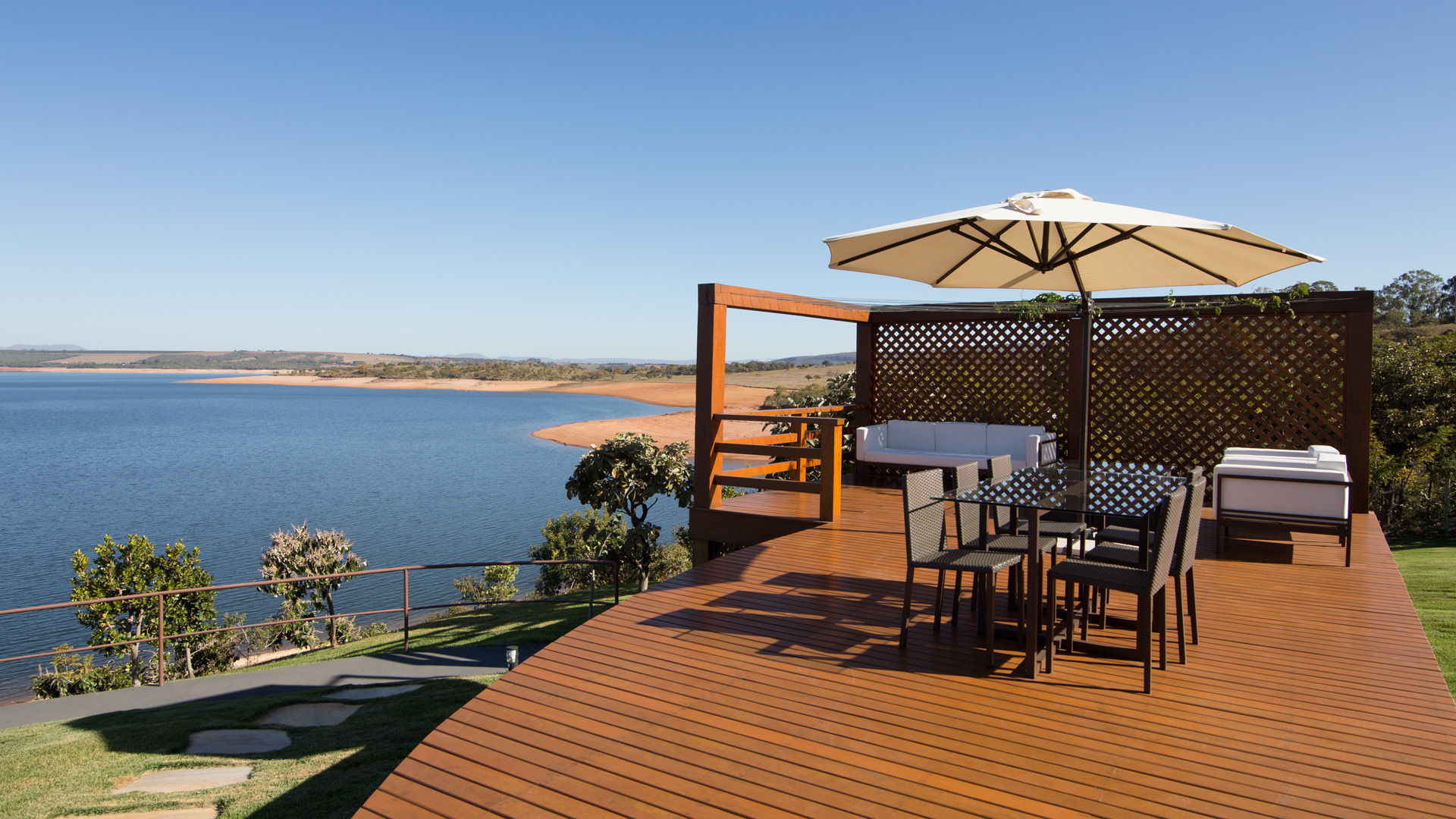 CASA CANYONS DO LAGO , Mutabile Arquitetura Mutabile Arquitetura Casas de estilo rústico