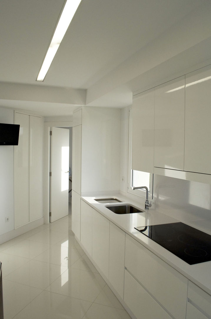 Reforma integral de piso, Intra Arquitectos Intra Arquitectos Modern Kitchen