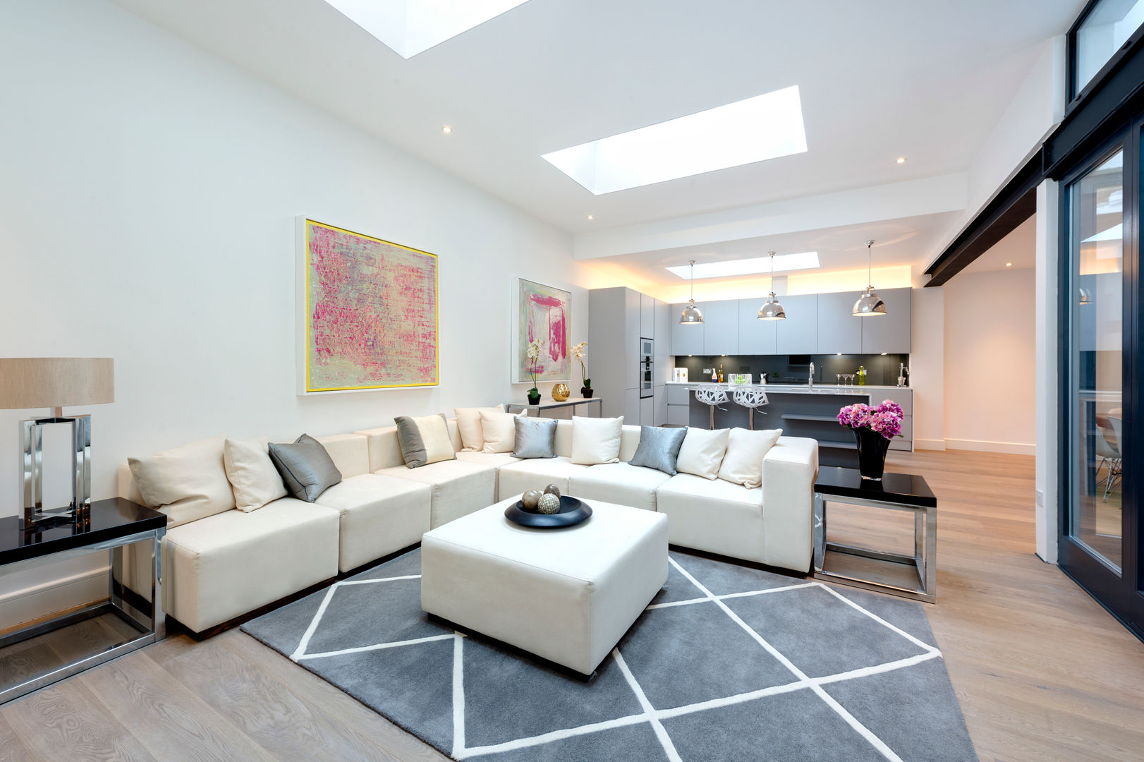 Roland Gardens , BTL Property LTD BTL Property LTD Minimalistische Wohnzimmer