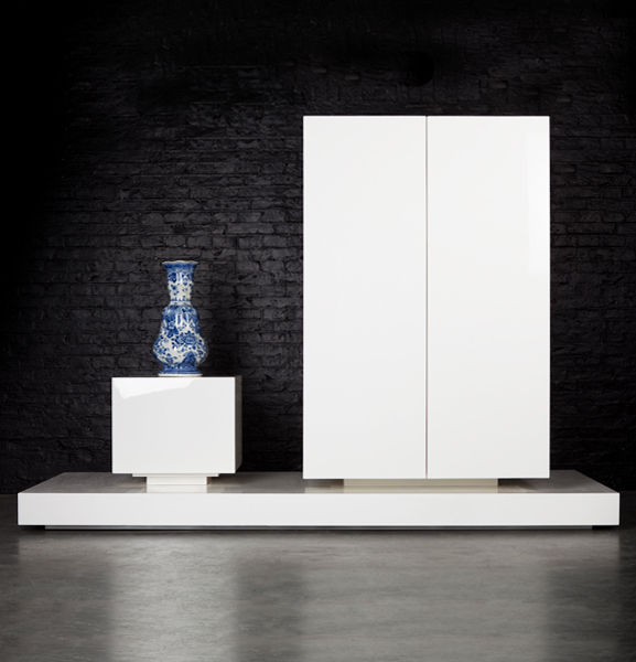 aBt!004, iconic indoors iconic indoors Living room Cupboards & sideboards