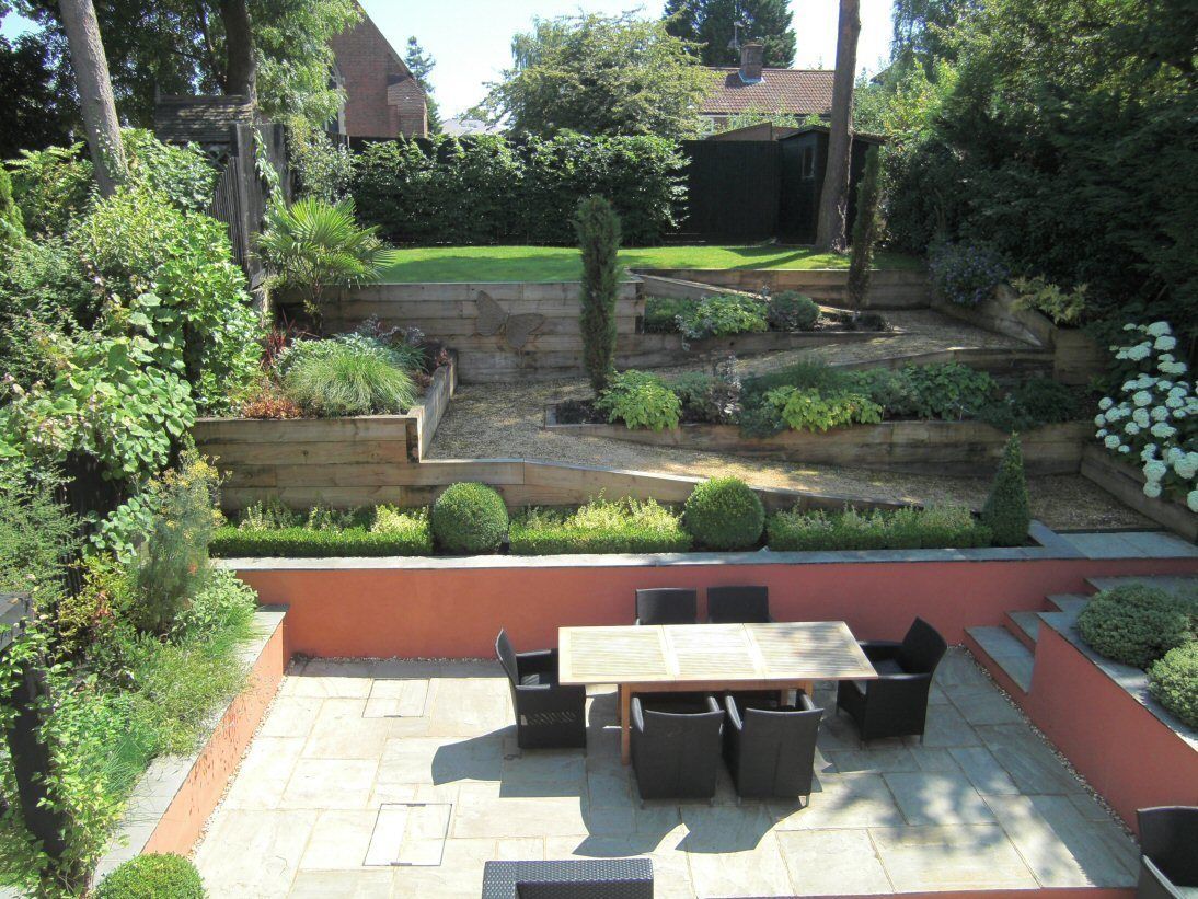 Contemporary Sloping Garden Design, Gerrards Cross Linsey Evans Garden Design 庭院