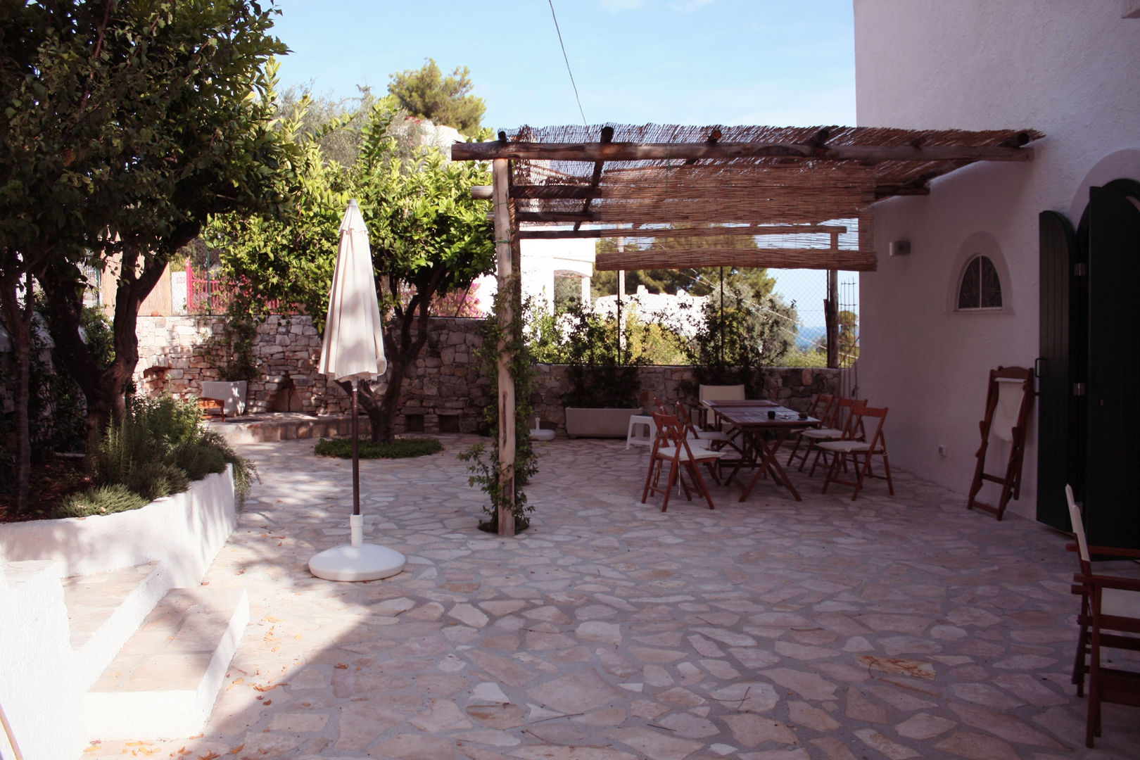 Casa "L'Arancia" , San Menaio, Vico del Gargano, FG, Durango Studio di architettura e paesaggio Durango Studio di architettura e paesaggio 庭院