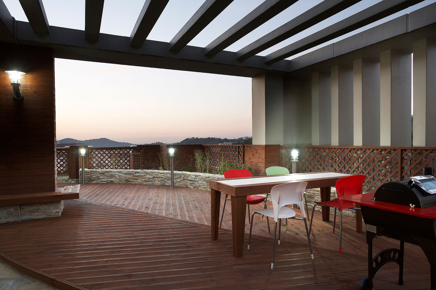 은평 힐스테이트, Hauan Hauan Balcones y terrazas modernos: Ideas, imágenes y decoración