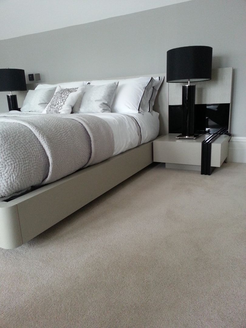 Luxurious Velvet Carpet The Prestige Flooring Company Dormitorios de estilo moderno