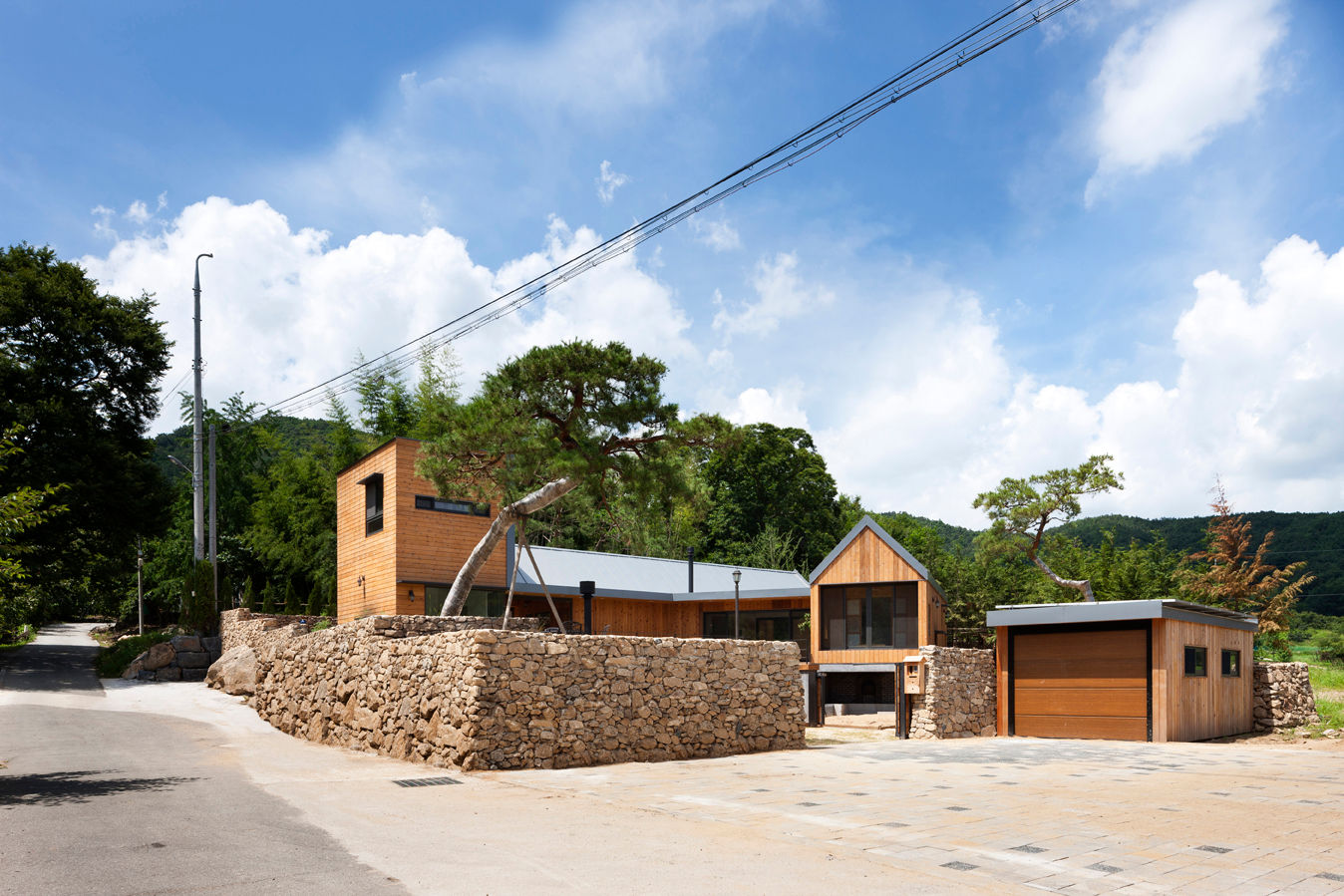 Ssangdalri House hyunjoonyoo architects 모던스타일 주택