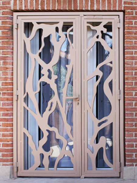 Puertas y Vallas. Puerta Bonita®, Puerta Bonita Puerta Bonita Modern style doors Doors
