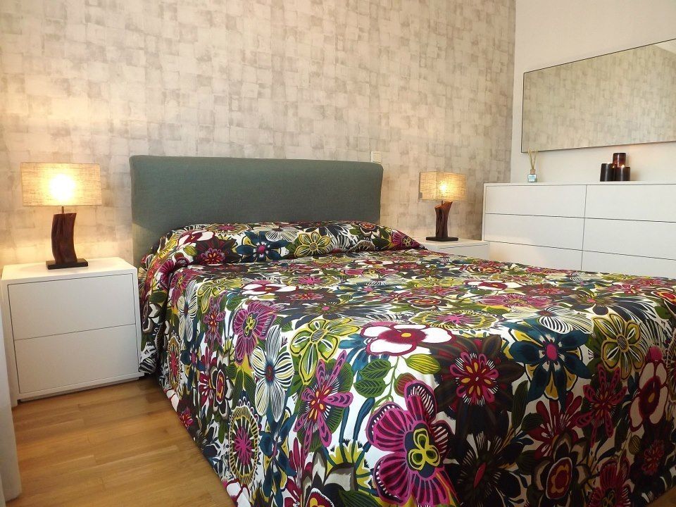 Apartamento c/ 1 quarto - Queijas, Oeiras, Traço Magenta - Design de Interiores Traço Magenta - Design de Interiores Modern style bedroom