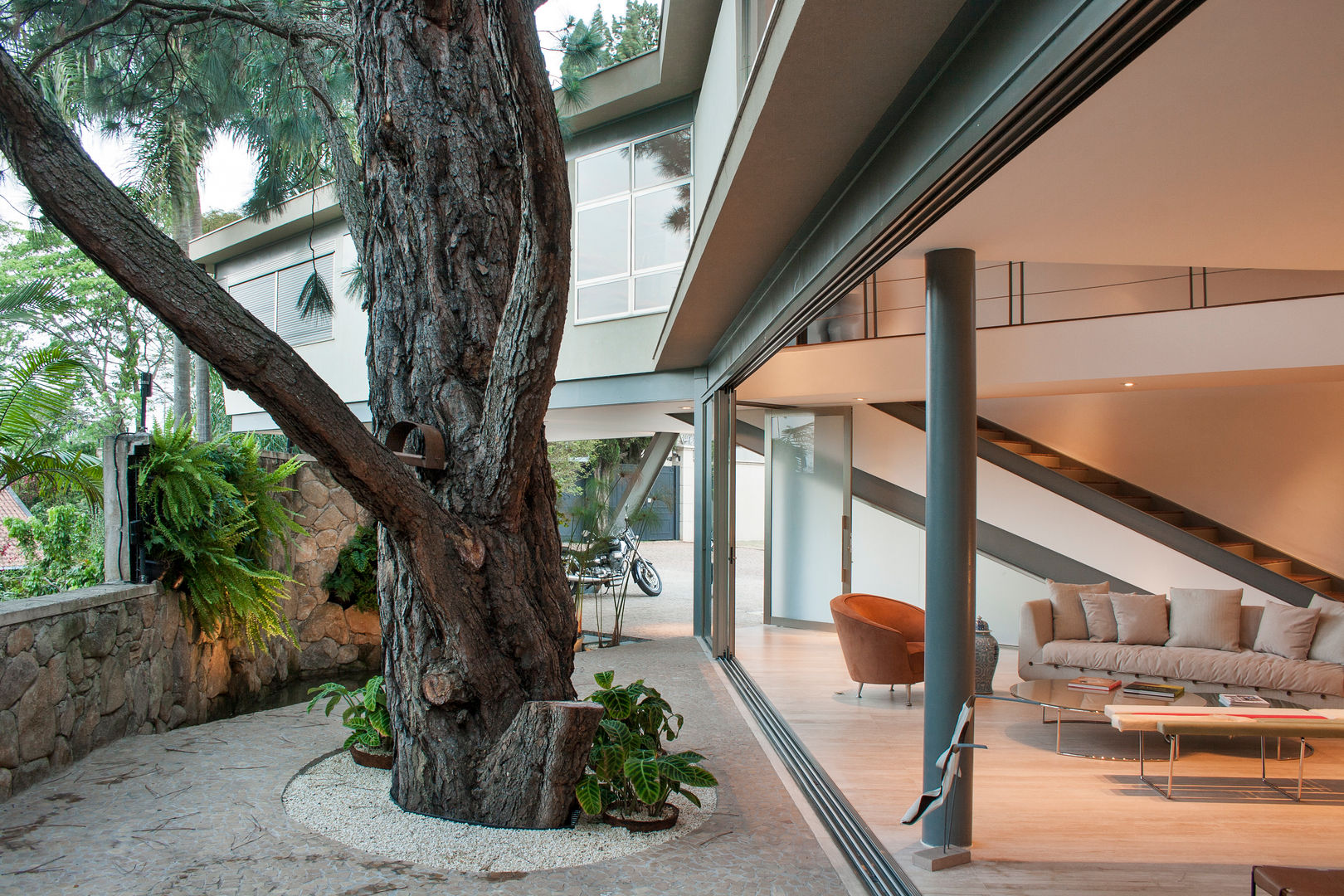 Casa Offset, SAA_SHIEH ARQUITETOS ASSOCIADOS SAA_SHIEH ARQUITETOS ASSOCIADOS บ้านและที่อยู่อาศัย