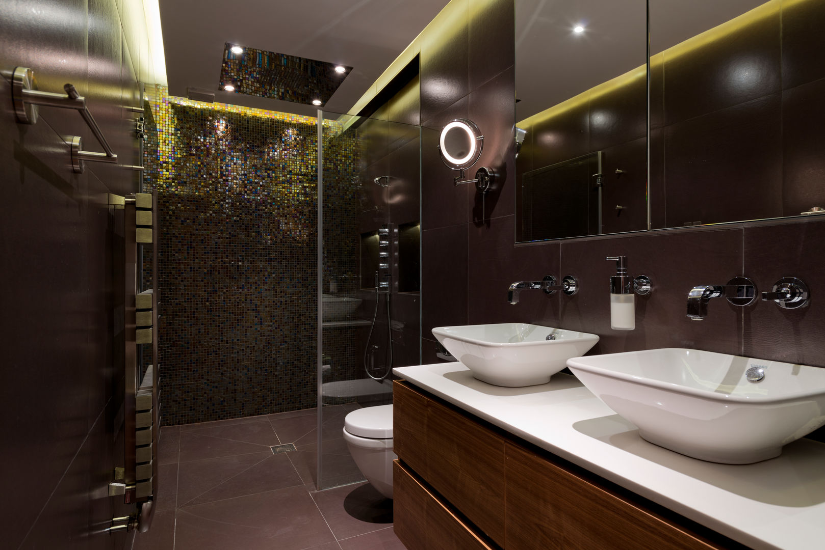 Bathroom DDWH Architects Phòng tắm phong cách hiện đại