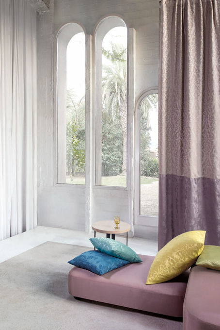 homify Classic style windows & doors Curtains & drapes