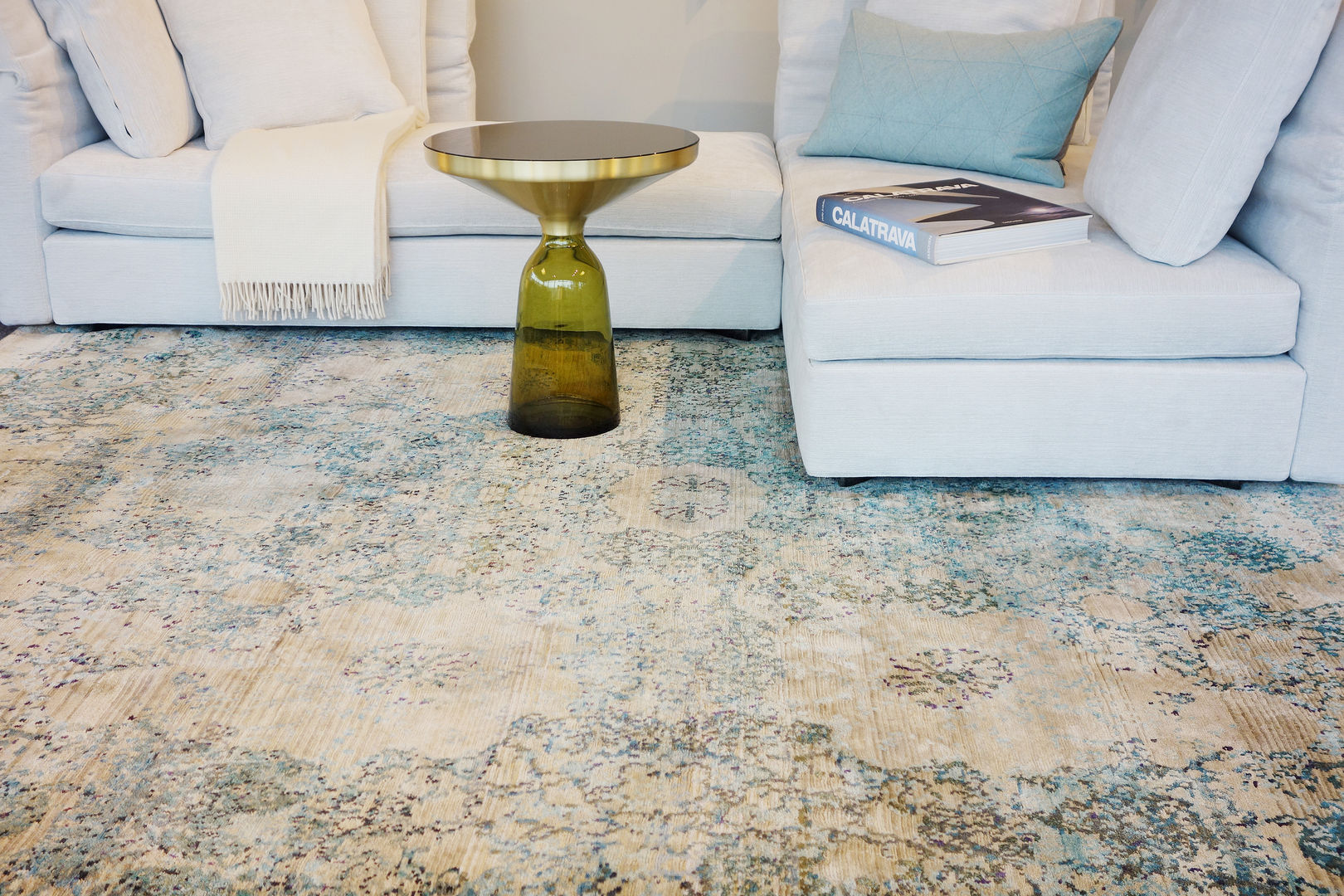 homify Floors Carpets & rugs