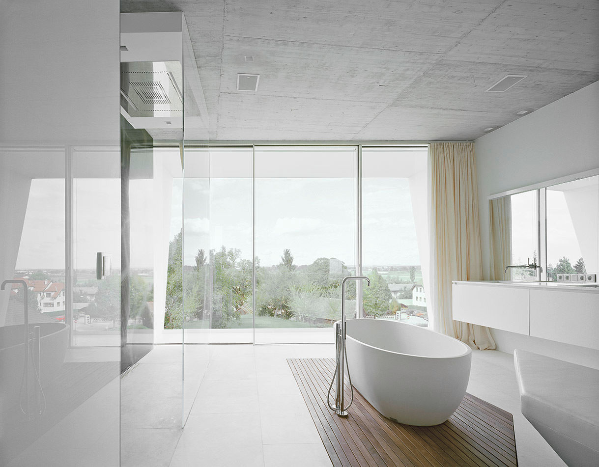 Villa Freundorf / Österreich, project a01 architects, ZT Gmbh project a01 architects, ZT Gmbh Modern bathroom