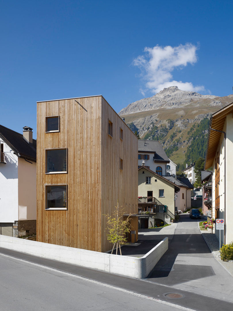 Haus Blarer CH-7503 Samedan, Blarer & Reber Architekten Blarer & Reber Architekten Дома в стиле модерн