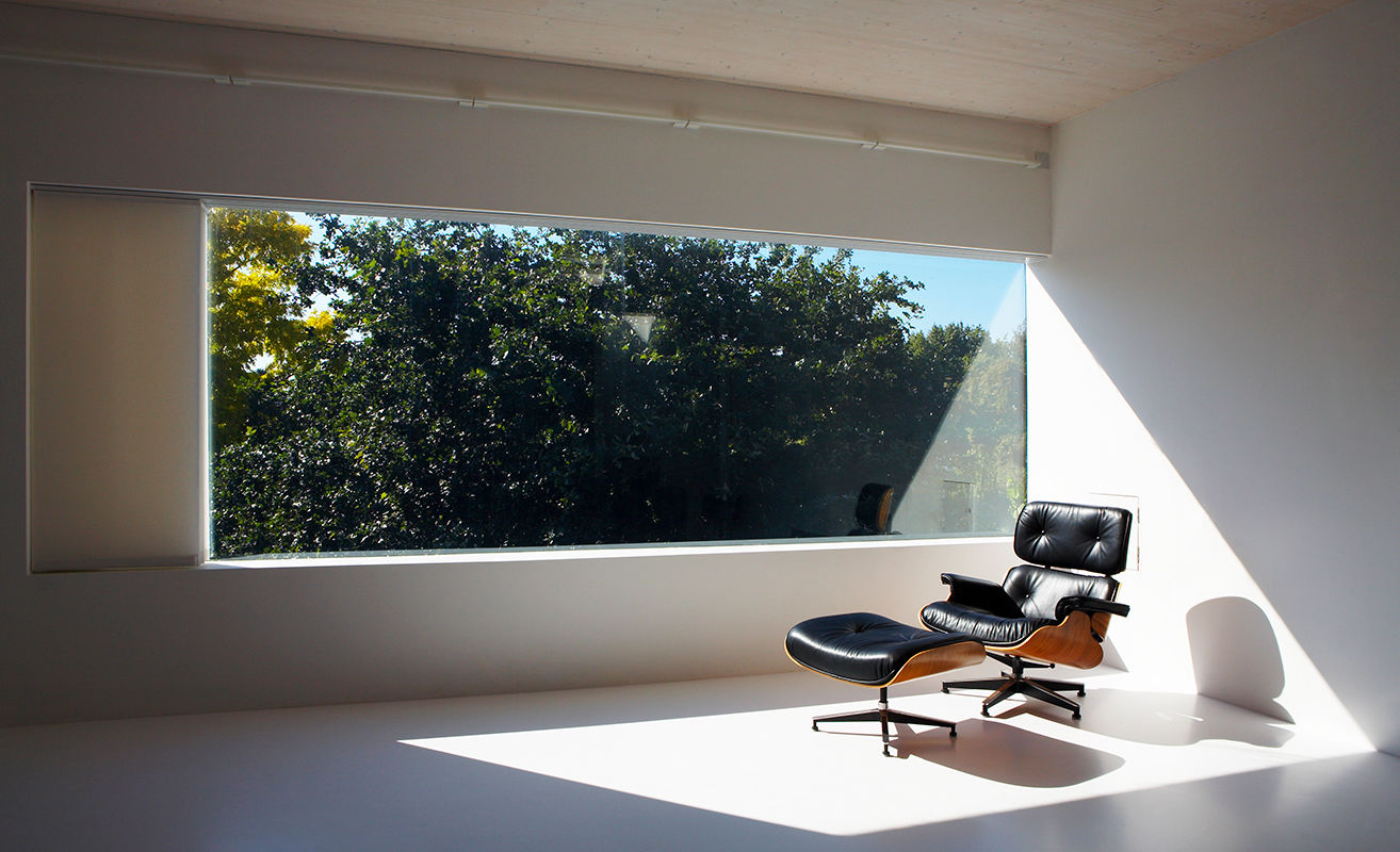 Living room Window Ed Reeve Salas de estar minimalistas