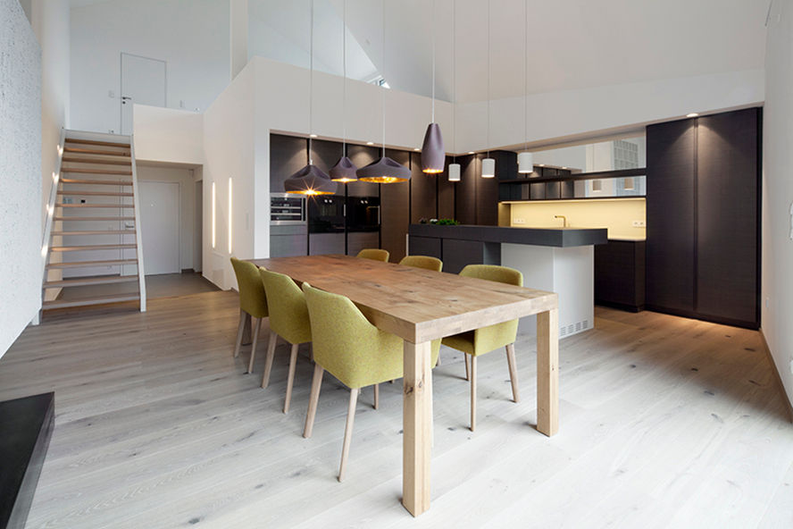 Penthouse B, destilat Design Studio GmbH destilat Design Studio GmbH Modern dining room