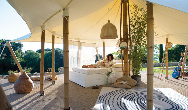 La petite tente bambou : 20m2 de bonheur au coeur de votre jardin !, Marie de Saint Victor Marie de Saint Victor Bedrijfsruimten Hotels