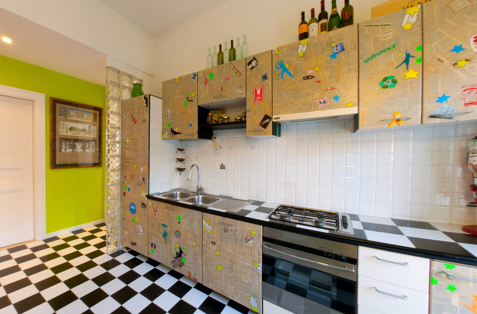 Colour House , Collina Fleming - Roma, NOS Design NOS Design Cocinas de estilo ecléctico Encimeras
