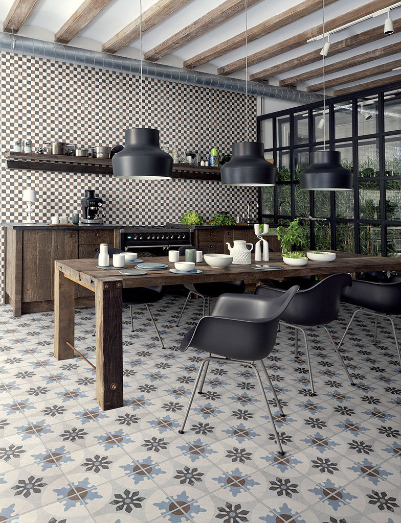 Le piastrelle sono multicolor e... patchwork!, ADDEØ DESIGN ADDEØ DESIGN Dapur Modern