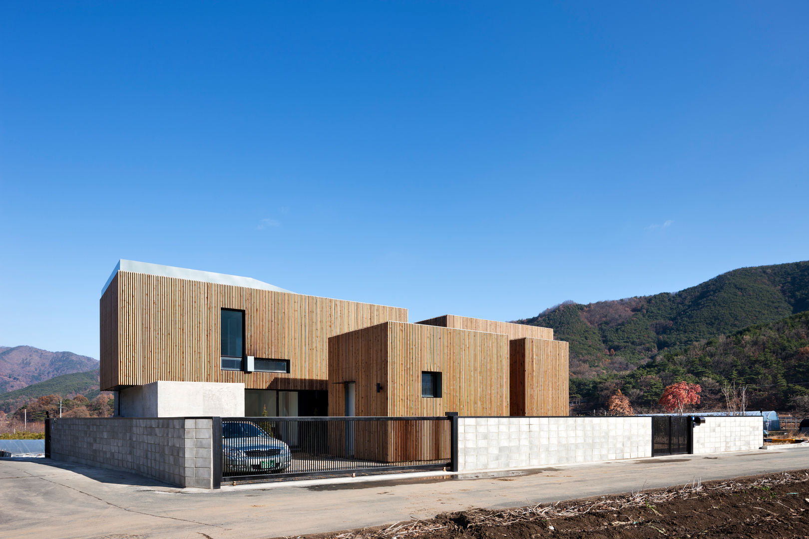 단산리주택 Dansanli House, ADF Architects ADF Architects Casas modernas