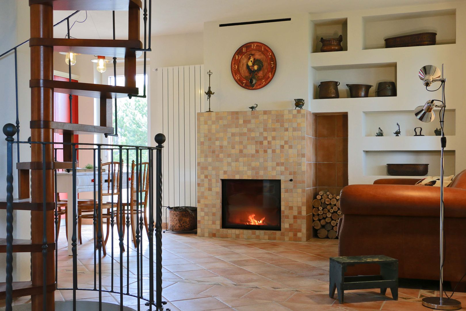 Country home in the vineyard, AreaNova officina di architettura AreaNova officina di architettura Rustic style dining room