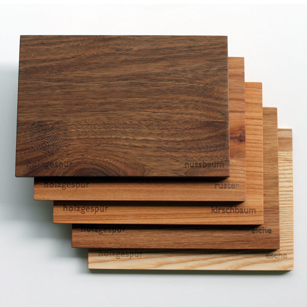 Echtholz? Natürlich! Kostenfrei Holzmuster anfordern holzgespür Moderne Esszimmer Tische
