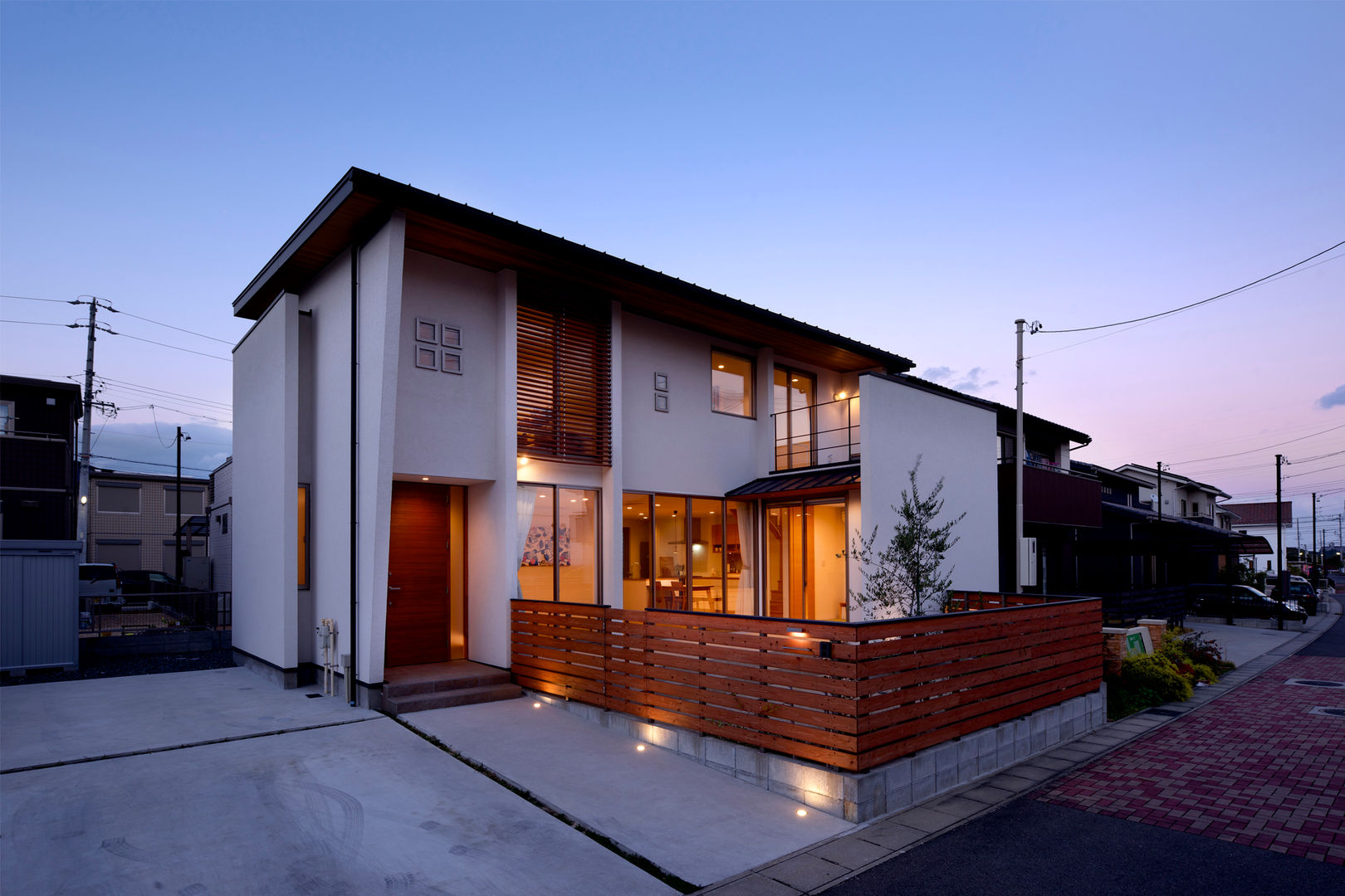 久居の家, H建築スタジオ H建築スタジオ Casas estilo moderno: ideas, arquitectura e imágenes