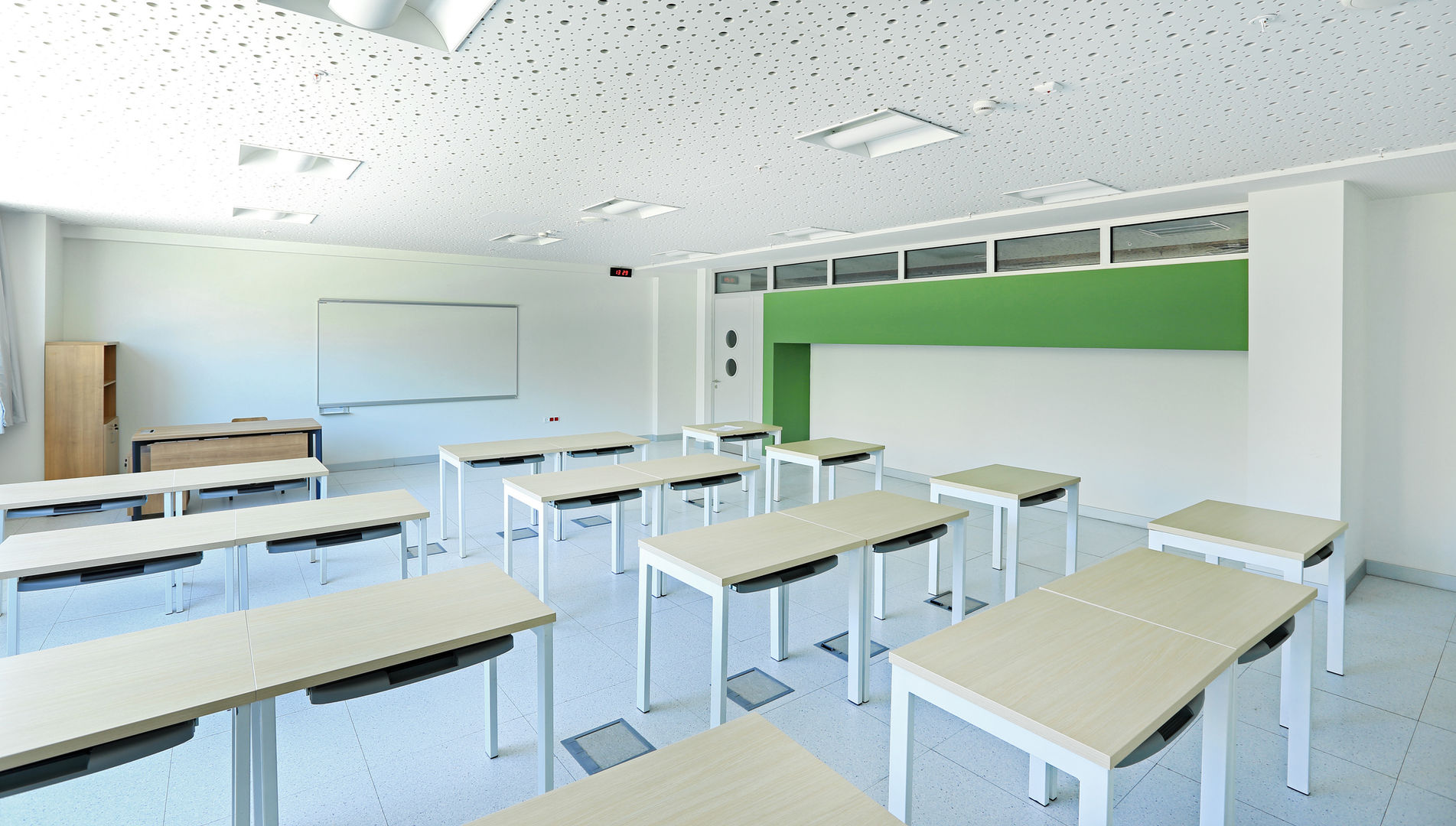 homify Commercial spaces Schools