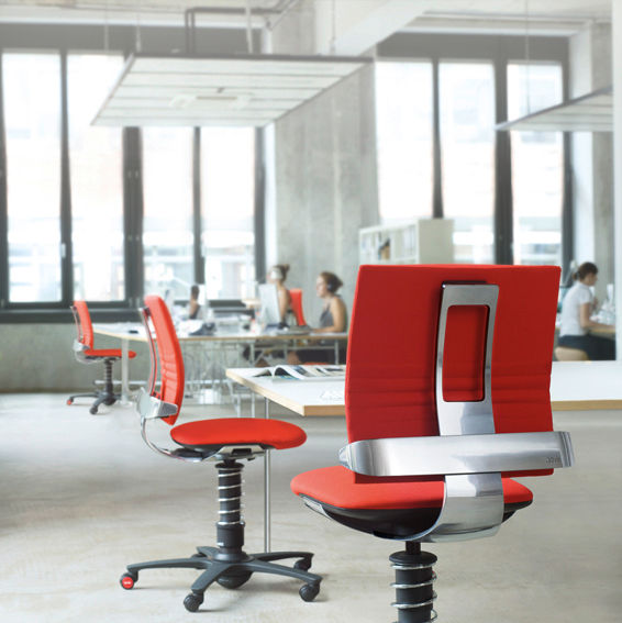 homify Modern study/office Chairs