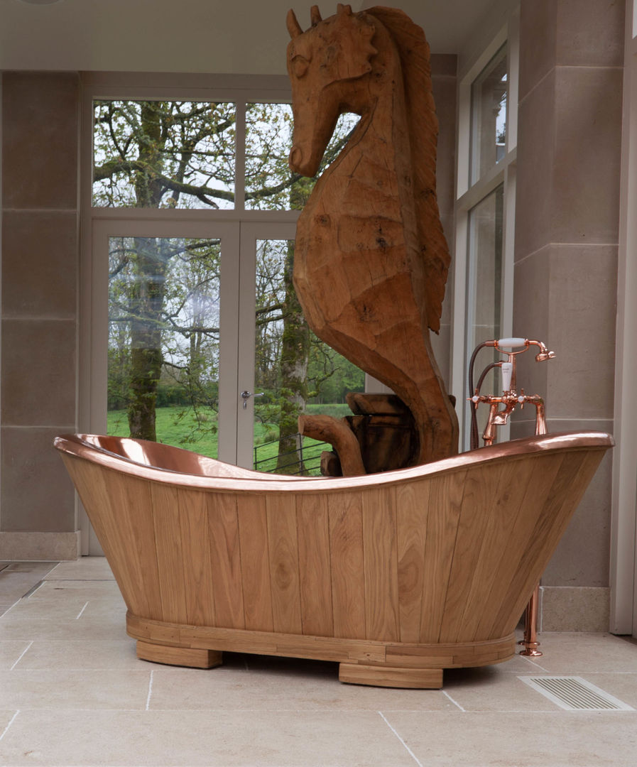 The Sloop Copper bath clad in Oak Hurlingham Baths Classic style bathroom